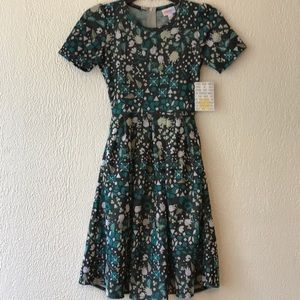 NWT Lularoe Amelia XXS